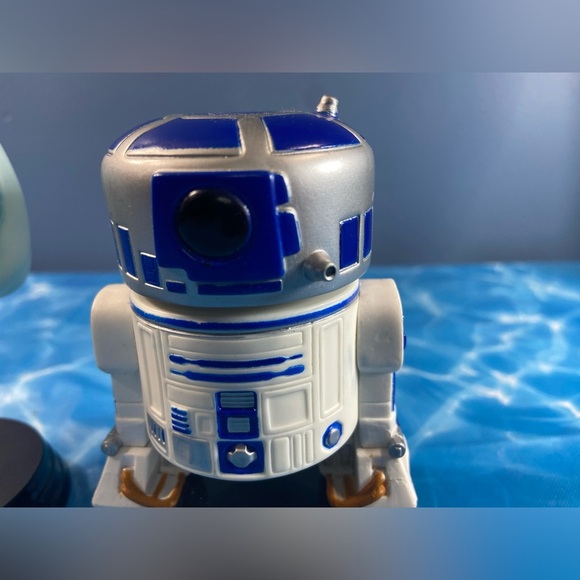 Star Wars - Bobblehead Funko Princess Leia & R2-D2 LA Comic Con Exclusive 2017 - Picture 2 of 7